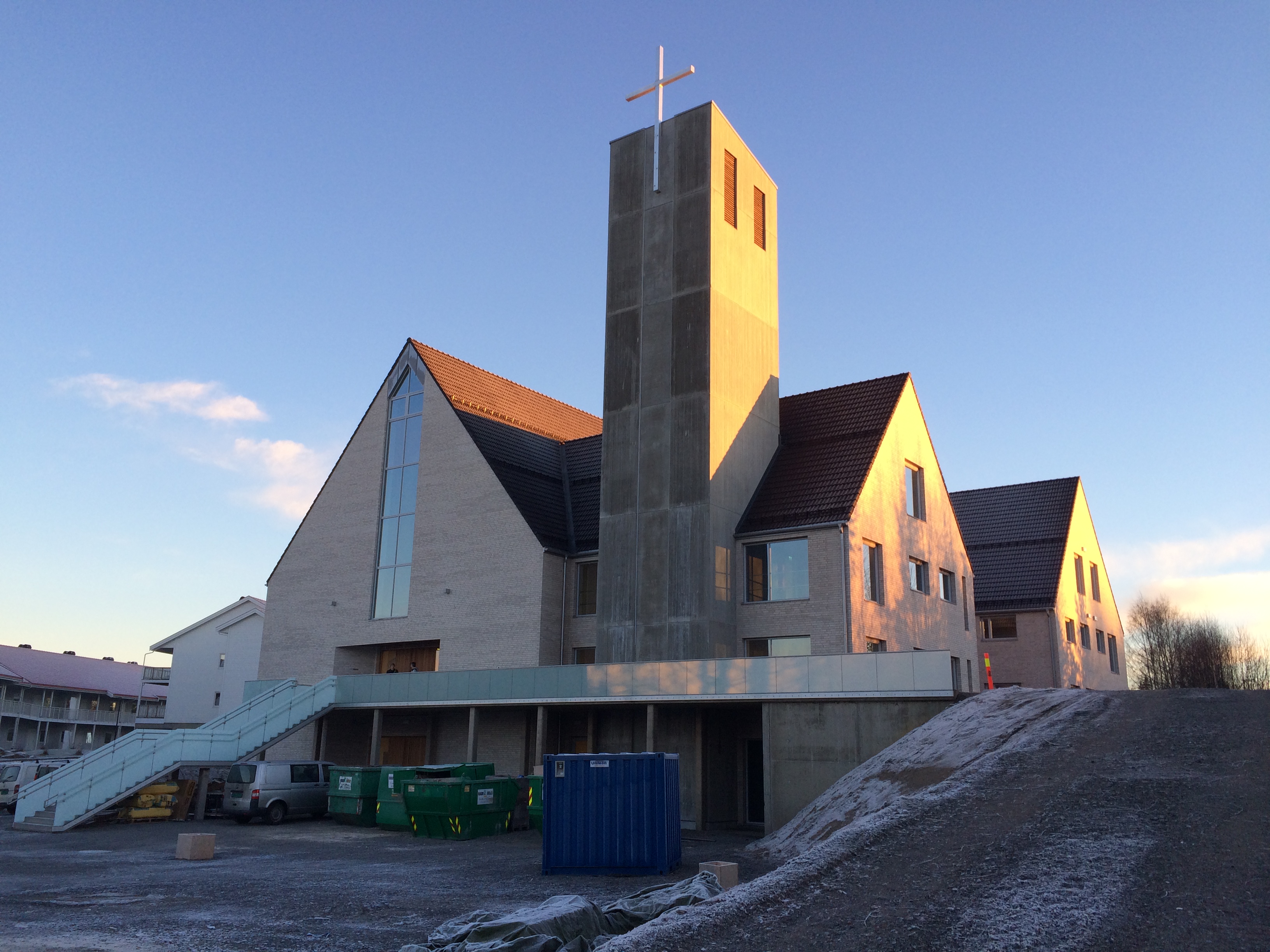 St. Gudmund Kirke Med Brukstillatelse — Den Katolske Kirke