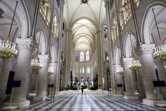 Slik ser den restaurerte Notre-Dame-katedralen i Paris ut før åpningen lørdag 7. og søndag 8. desember 2024. de Paris i Paris, 29. november 2024.