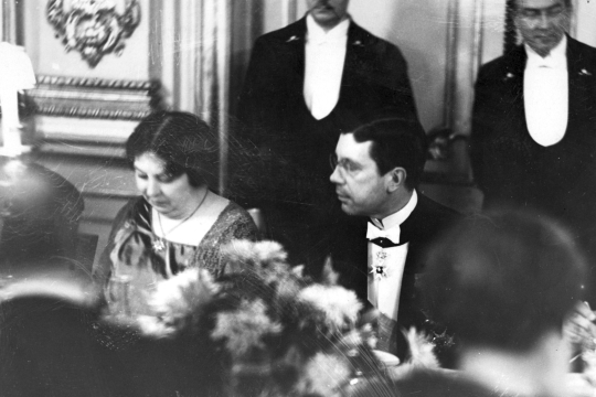 Sigrid Undset under nobelmiddagen i 1928.