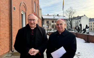 Kardinal Pietro Parolin og erkebiskop Julio Murat