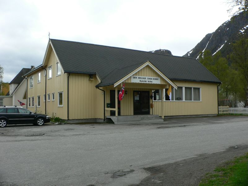 Den Hellige Ånds kirke, Mosjøen